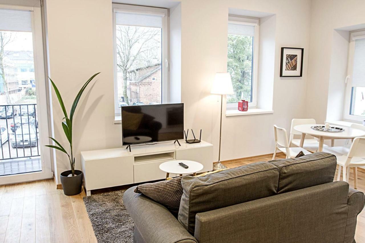 Modern 1Bd Apartment In Old Town By Hostlovers Κάουνας Εξωτερικό φωτογραφία